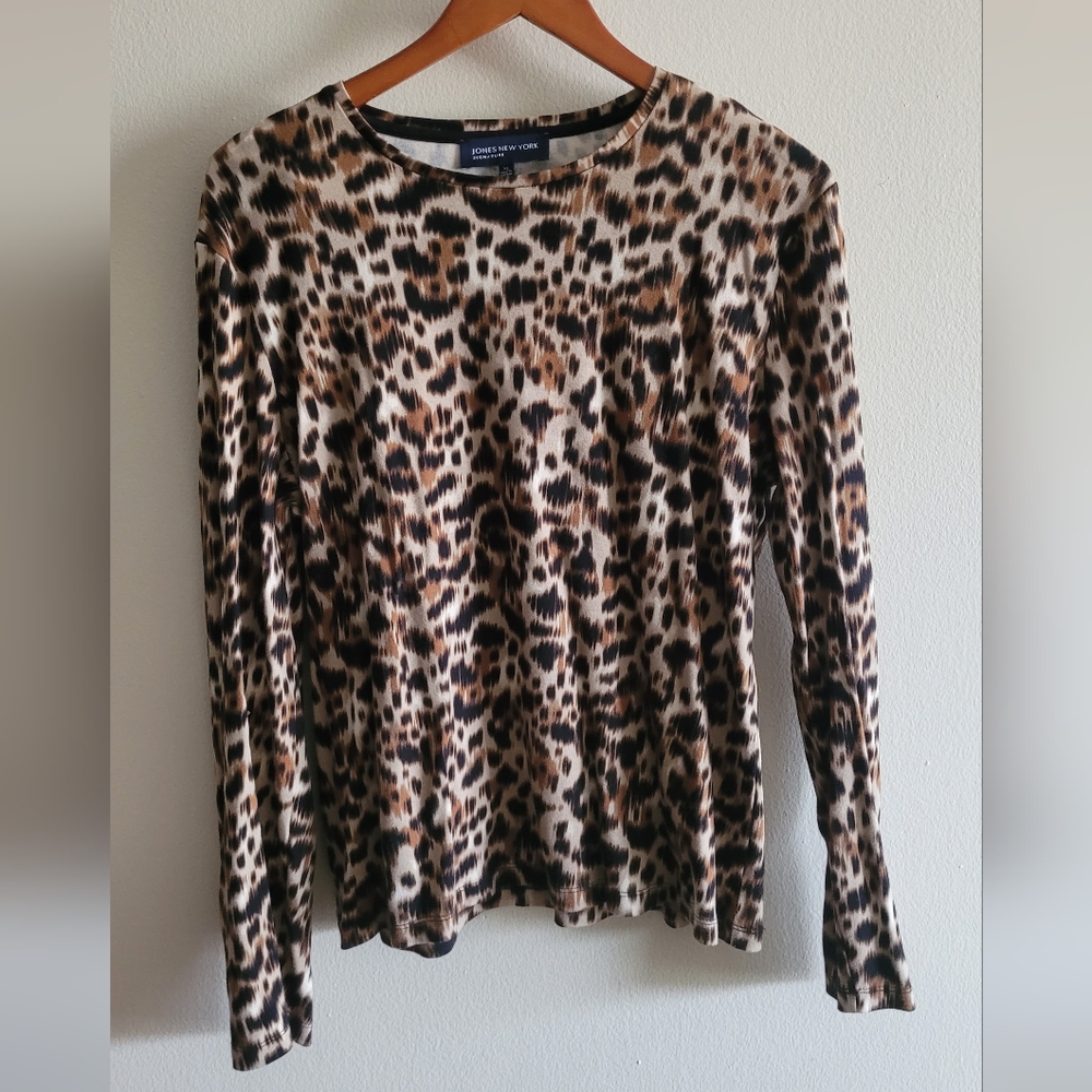 Jones New York 100% cotton long sleeved top Women's XL animal print